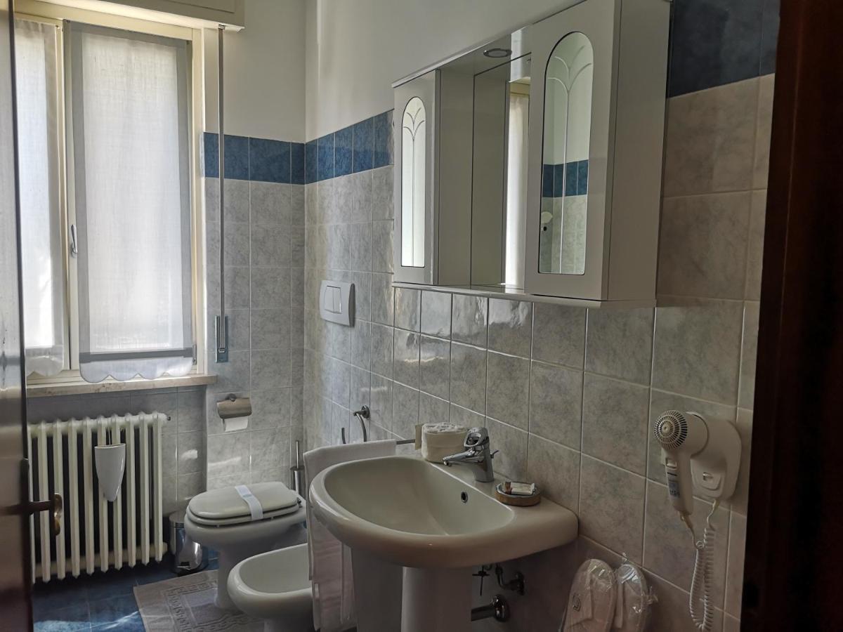 Ai Quattro Ulivi Lägenhet Peschiera del Garda Exteriör bild